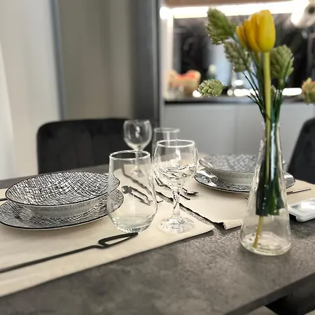 Solis Residences By Binobi! Солун
