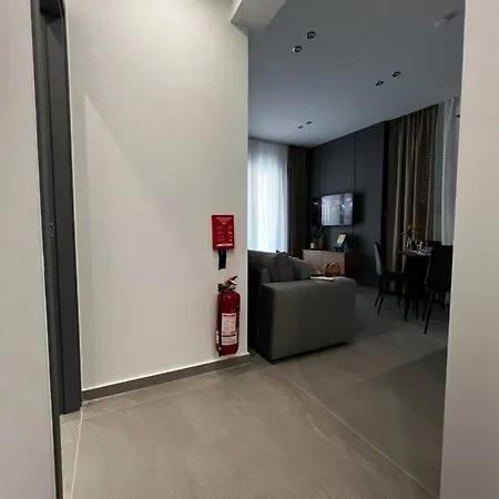 Апартамент Solis Residences By Binobi!